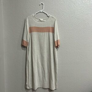 Bella Ella Knee-Length Dress 3/4 sleeves two pockets size M